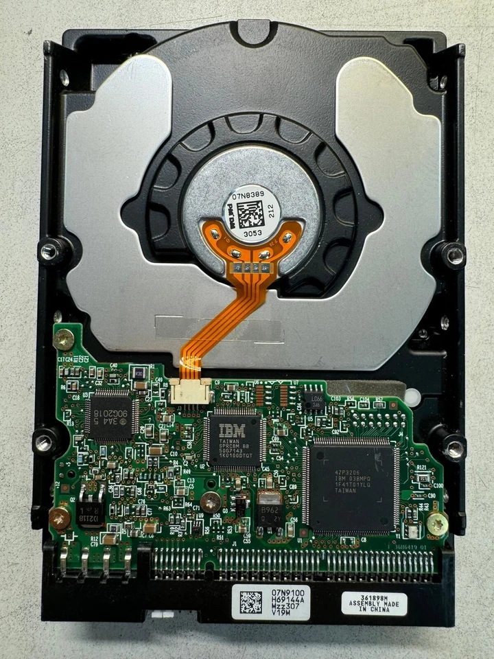 HITACHI 07N9207 IC35L020AVVA07-0 20.5GB 7.2K RPM Cache 2MB ATA-100 3.5" - Image 3 of 4