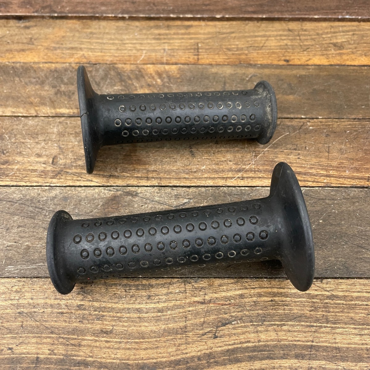 Vintage BMX Grips 1980s OG Circles Race Flange Cut Ends Old School