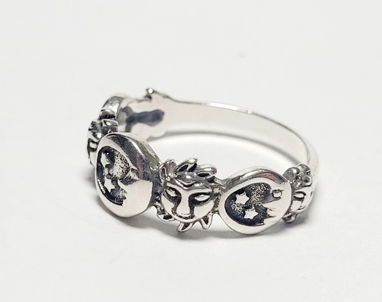 925 sterling silver celestial design ring size 7.… - image 2