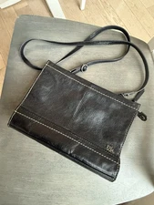 the sak crossbody black purse used good condition perfect for winter