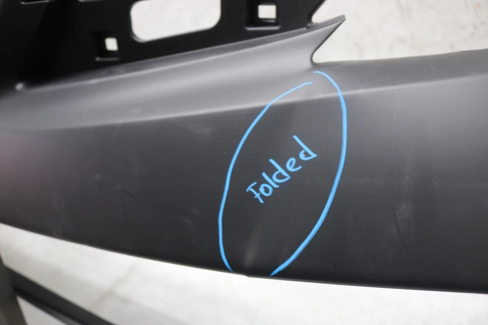 Cubierta del parachoques delantero Toyota RAV4 2013 2015 Foto 4 de 4