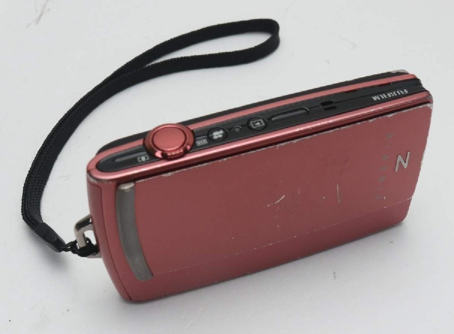 Fujifilm FinePix Z1100EXR Digital Camera Coral Pink Compact EXR