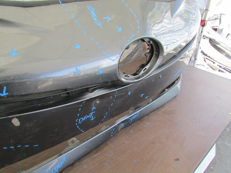 2017-2018 TOYOTA PRIUS Front Bumper Cover OEM /NO SHIPPING 31615 - Image 4 of 4