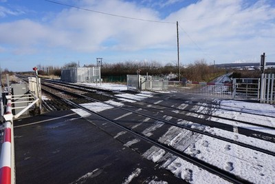 Foto A3 Bahnübergang auf Grove Lane Retford Dies ist der östliche Rand o c2015