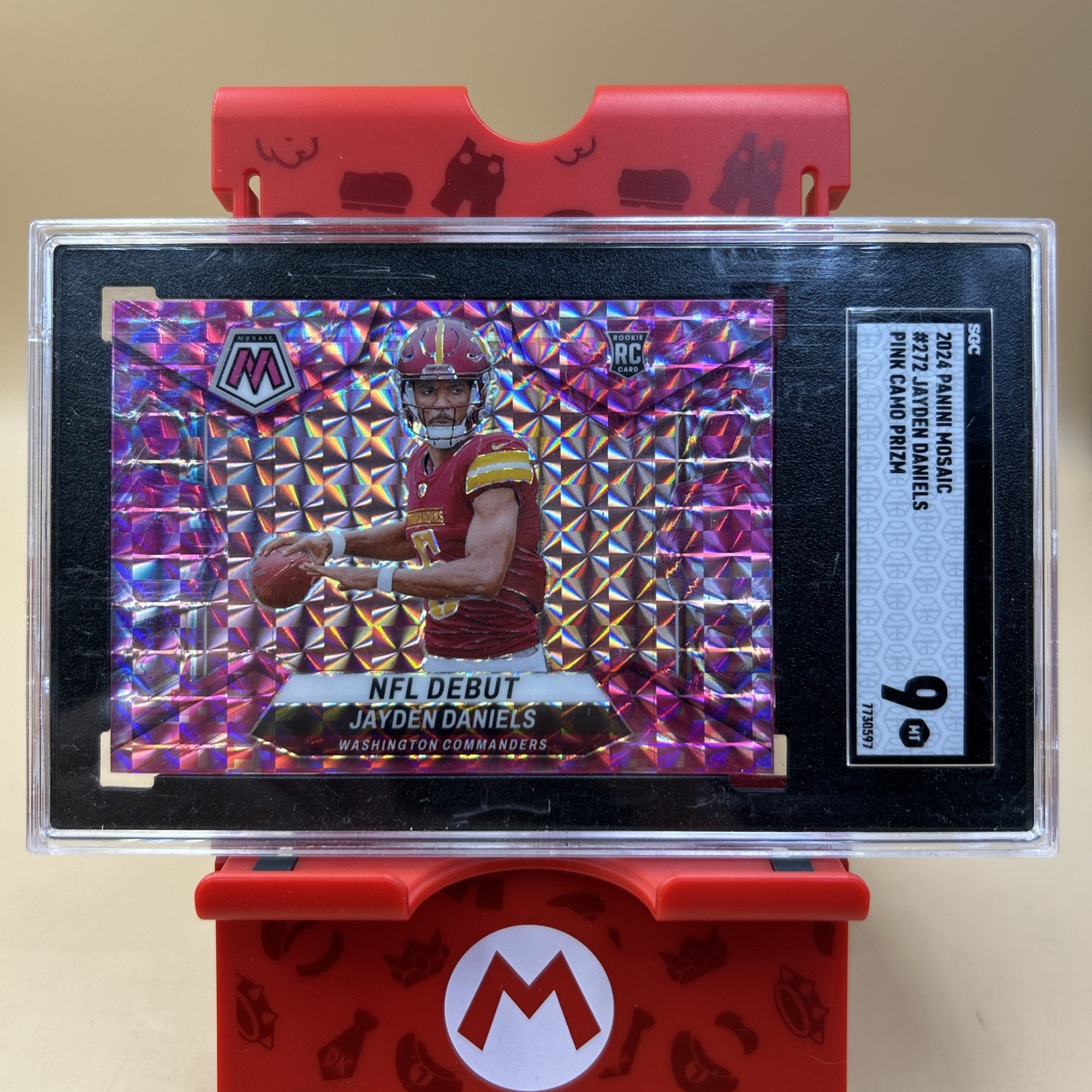 2024 Panini Mosaic - NFL Debut Jayden Daniels #272 Camo Pink Prizm (RC) SGC 9