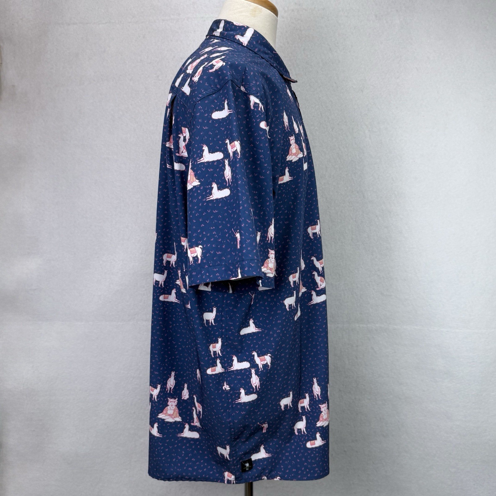 William Murray The Llama Performance Button Down … - image 11