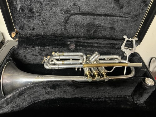 Vintage 1924 Holton‑Clarke Cornet – Silver/Gold Finish, Original Case & MP