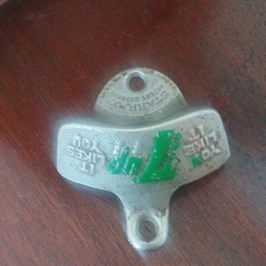 7 Up Wall Mount Bottle Opener Silver Green Soda Theme