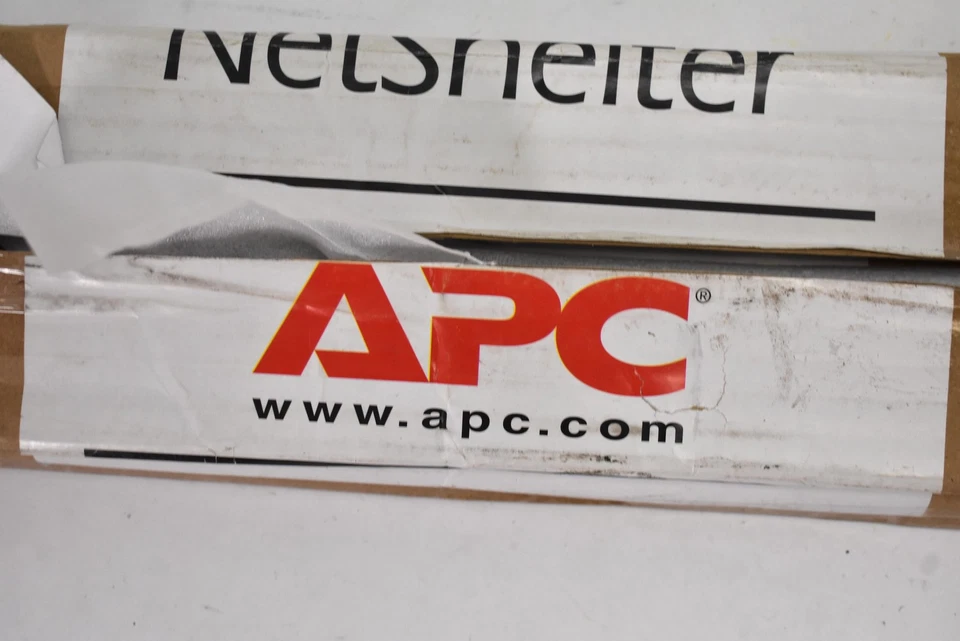 APC Netshelter AR8108BLK 1U Blanking Panel Kit 19" Black Rack Mount Server New - Image 2 of 4