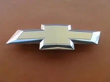 15 16 17 18 19 20 CHEVY COLORADO FRONT GRILLE EMBLEM BADGE LOGO SIGN USED A40057