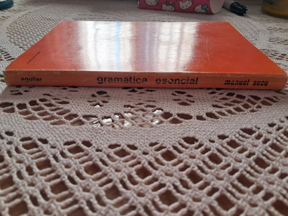 Gramática esencial del español Manuel Seco - Imagen 3 de 4