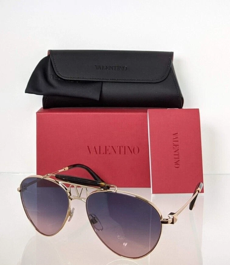 Brand New Authentic Valentino Sunglasses VA 2039 3004 I6 Black