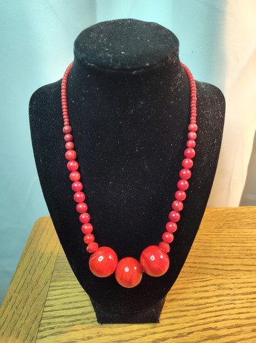 Red Glass Necklace Bracelet & Pierced Earrings Magnetic Hook Lot Of 4 - Imagen 2 de 9