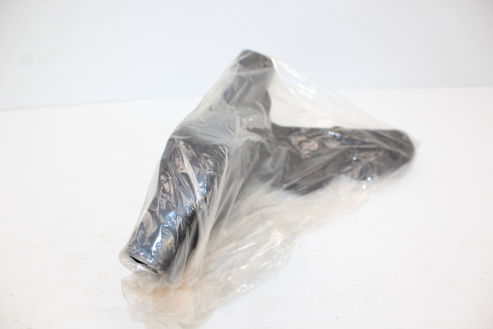 0205 KAWASAKI NINJA ZX12R RIGHT RAM AIR INTAKE DUCT TUBE 140731812 eBay