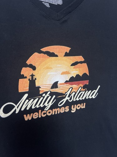 Womens Amity Island Welcomes You Sunset Jaws V-Neck T-Shirt Black - Sz M - Picture 2 of 5