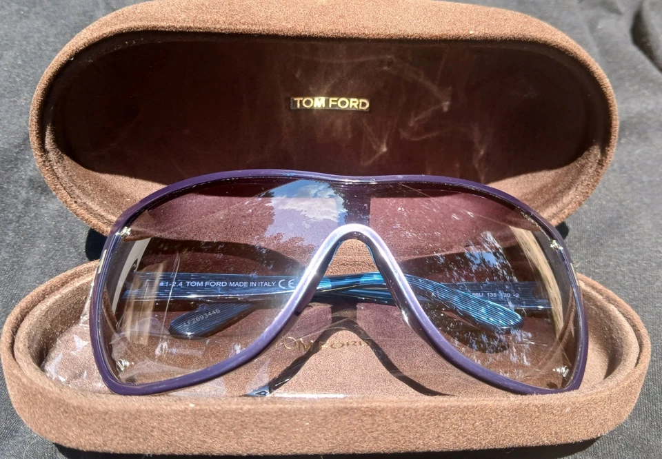 Gafas de sol Tom Ford Ekaterina TF363 86U Deep Blue Shield LEER