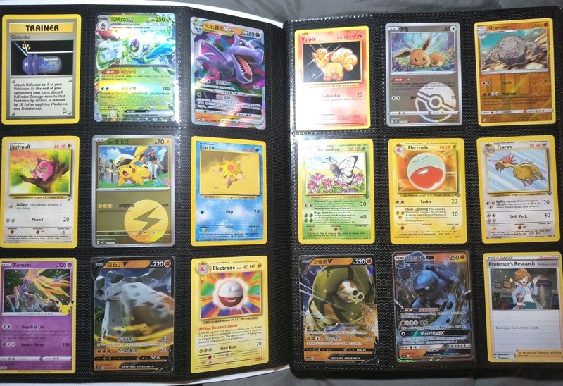 Huge Pokemon Card Binder Collection Lot WOTC Cards Vintage Old 90s Eeveelutions