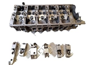 Volkswagen Touareg I 2005 Diesel 165kW Zylinderkopf R070103373A DLK27606