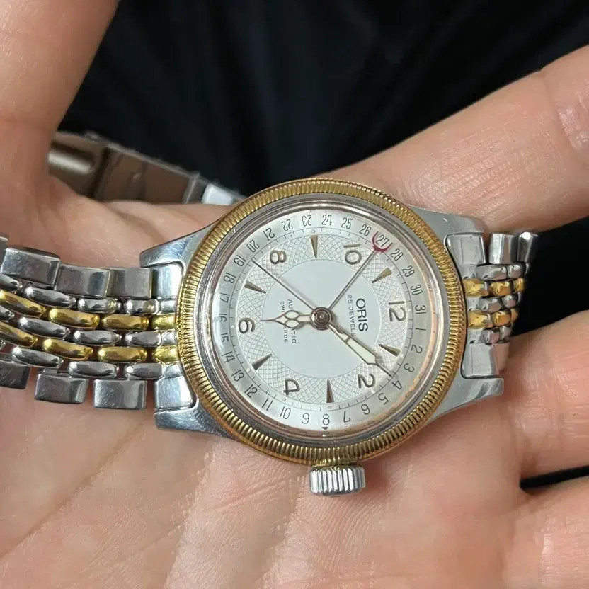 Oris Pointer Date 7463 Automatic Watch, Pre-Owned - image 3