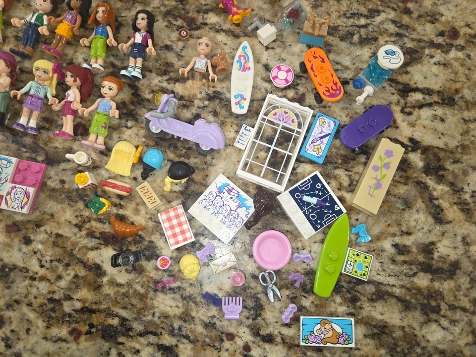 Huge LEGO Friends lot Minifigures Pets Animals accessories + elephant people ect - Image 3 of 4