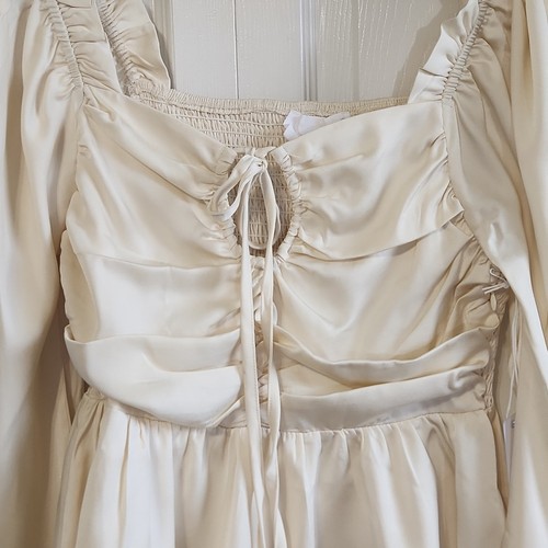 Six/Fifty Women's Ivory Satin Peasant Style Top Size SM Puff Shoulders Smocked - Picture 6 of 12