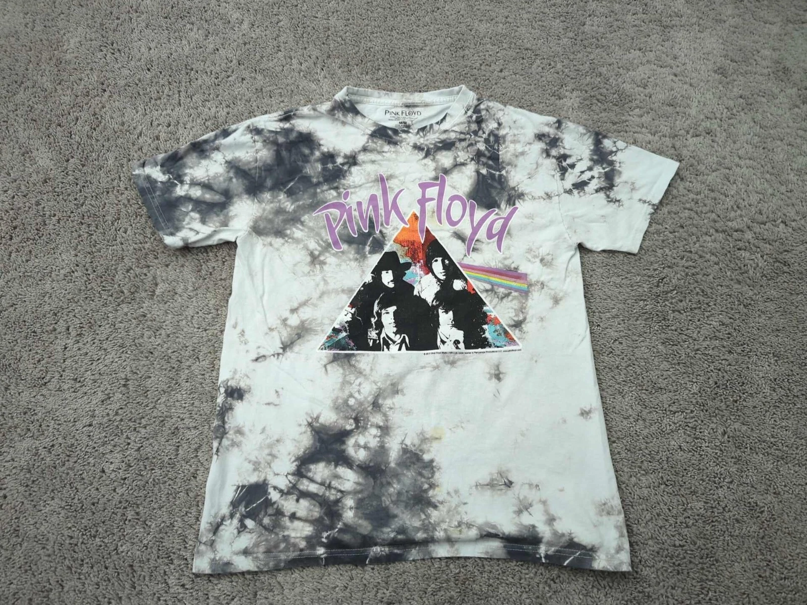 Pink Floyd T Shirt Mens M Tie Dye Short Sleeve Dark Side of the Moon Prism Rock