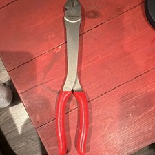Snap-on 312cf 11 Heavy Duty Diagonal Cutters Red Snap-on 312cf 11 Heavy Duty Diagonal Cutters Red