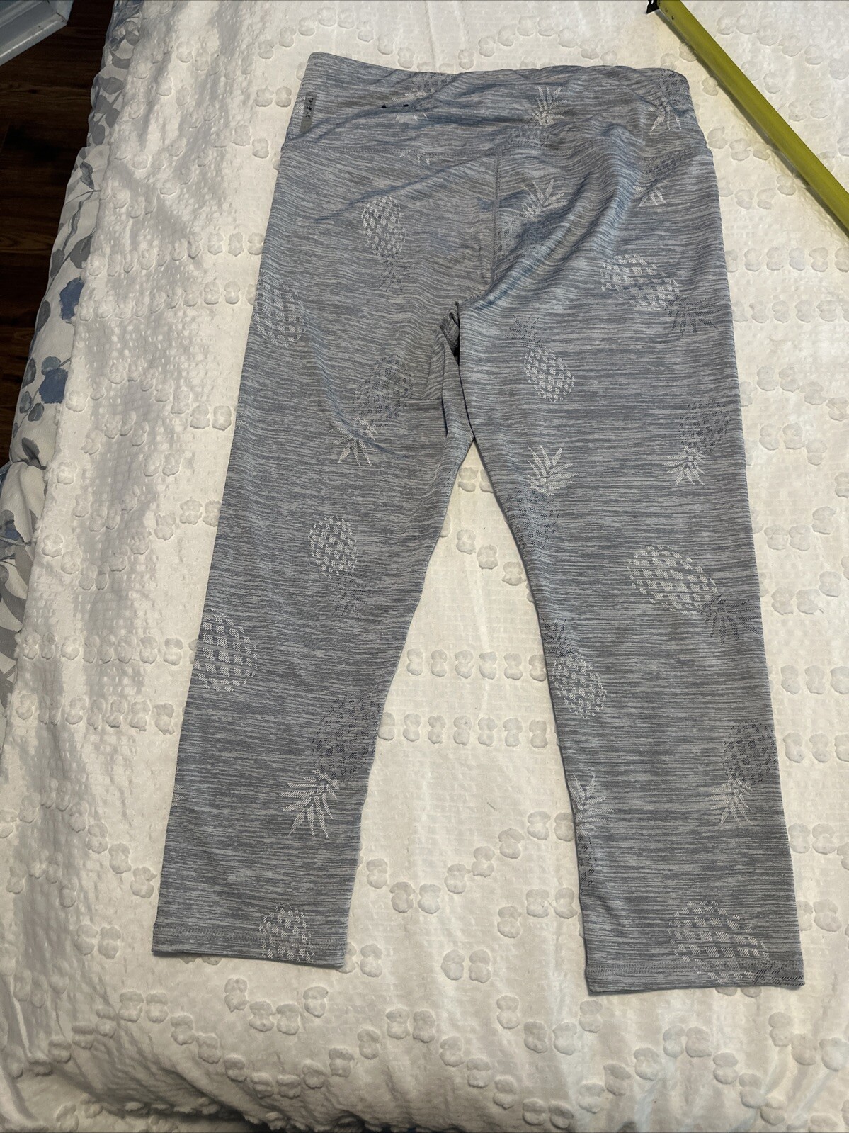 rbx M light gray with pineapple pattern crop legg… - image 7