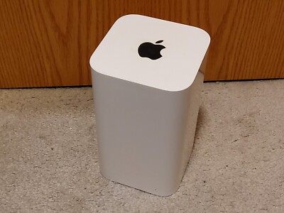Apple AirPort Extreme Base Station Model A1521 EMC 2703 WiFi Router White w/cord