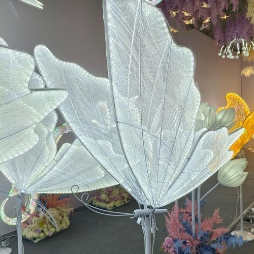 1PC White LED Butterfly Floor lamp Romantic Creative Butterfly Ceiling Lamp Prop - Imagen 10 de 10