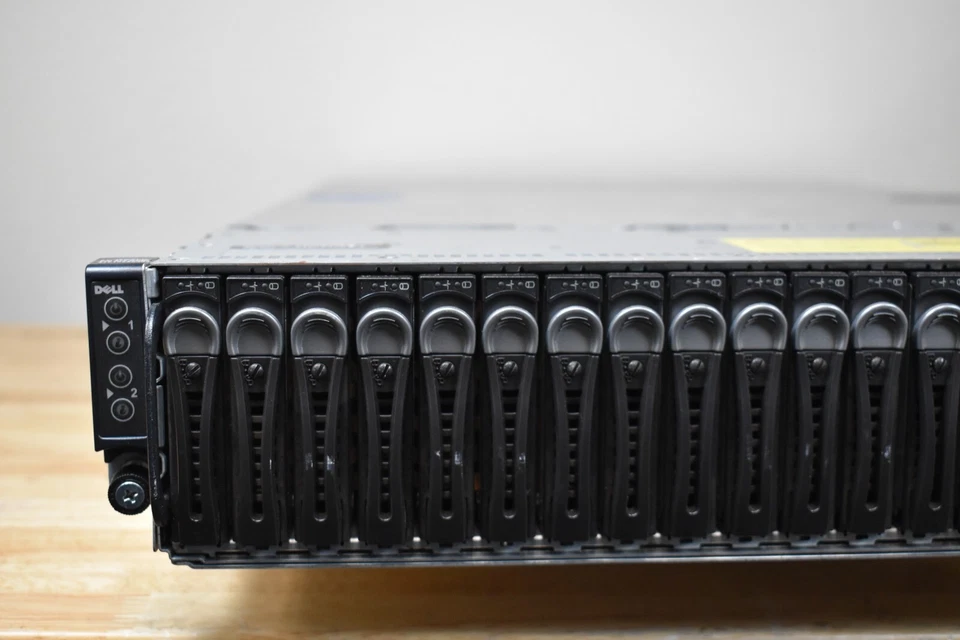 Dell POWEREDGE C6220 8xCPU E5-2650 2.3GHz 512GB 8x64 | 8x300GB HD+ 12x600GB HD - Image 2 of 4