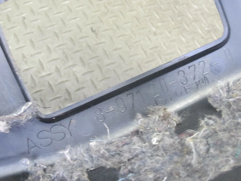 99-01 ISUZU VEHICROSS CENTER CONSOLE SHIFTER TRIM PANEL 8971203720 OEM - Image 3 of 4