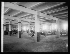 Photo:Semmes Motor Co., Union Garage interior