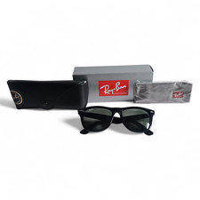 Ray-Ban RB2140 Wayfarer Sunglasses Black Frame G-15 Green Lens 54-18-150 Italy