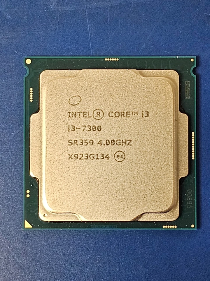 LOT OF 12 Intel Core i3-7300 Dual-Core 4.00GHz 8.00GT/s DMI3 4MB L3 Cache - Image 2 of 4