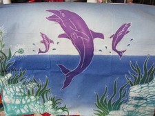 "PANELE PODUSZEK DO SKACZĄCYCH DELFINÓW" - NAROŻNIKI BATIKOWE