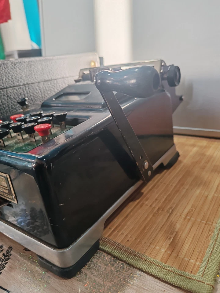 ANCIENNE MACHINE A CALCULER Remigton Rand  U.S.A A Saisir  - Photo 3/4