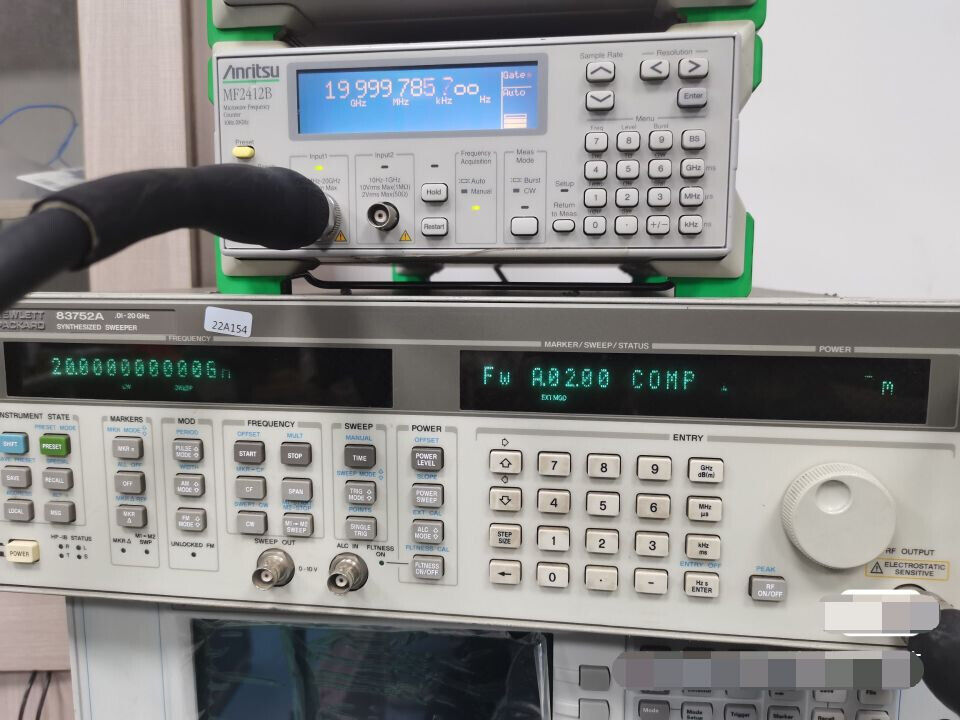 ANRITSU MF2412B 10Hz-20GHz Microwave Frequency Counter USED ANRITSU MF2412B 10Hz-20GHz Microwave Frequency Counter USED