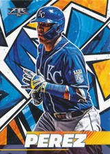 Salvador Perez 2021 Topps Fire #158 Kansas City Royals baseball card