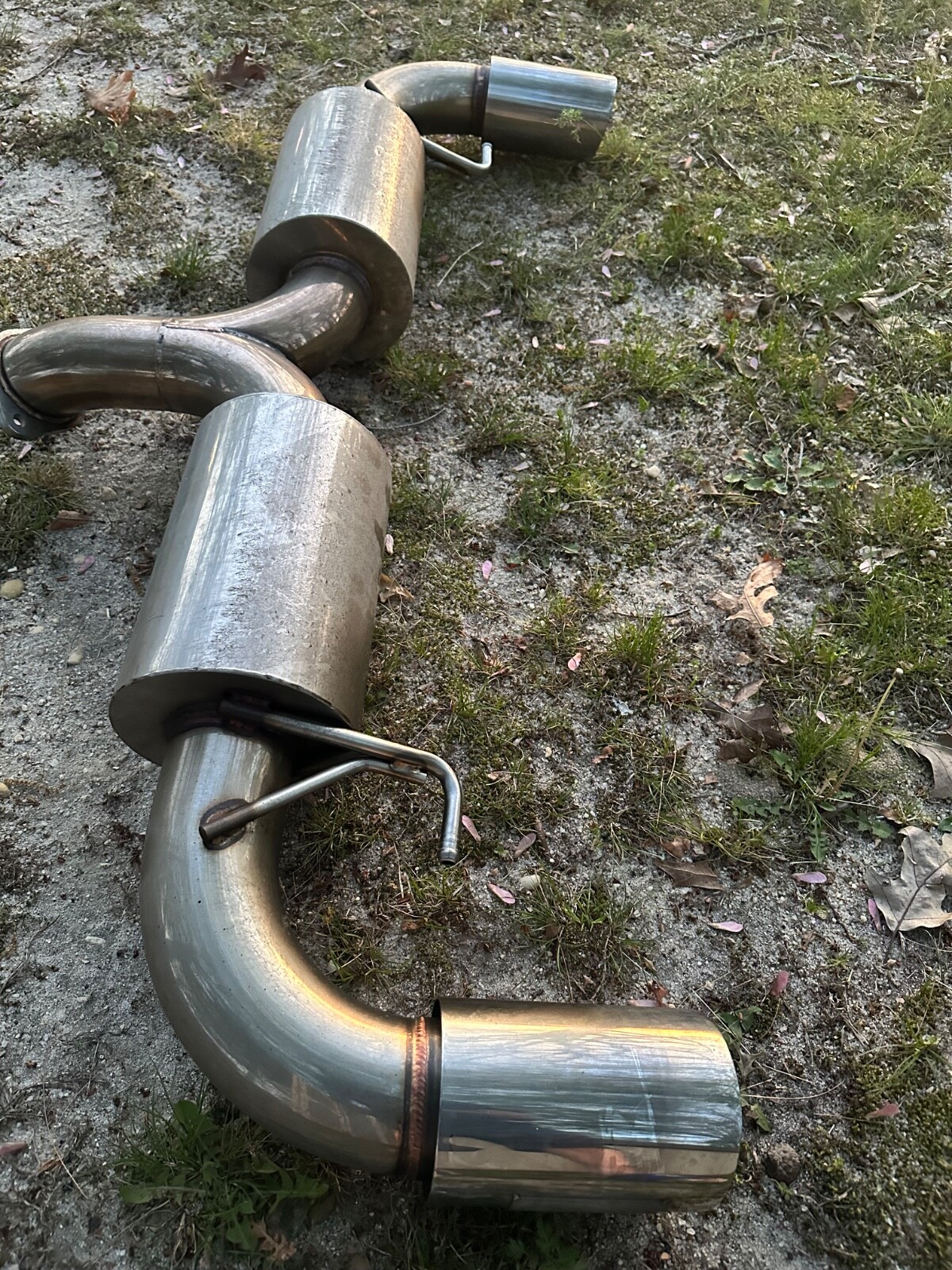 Picture 2 of 8