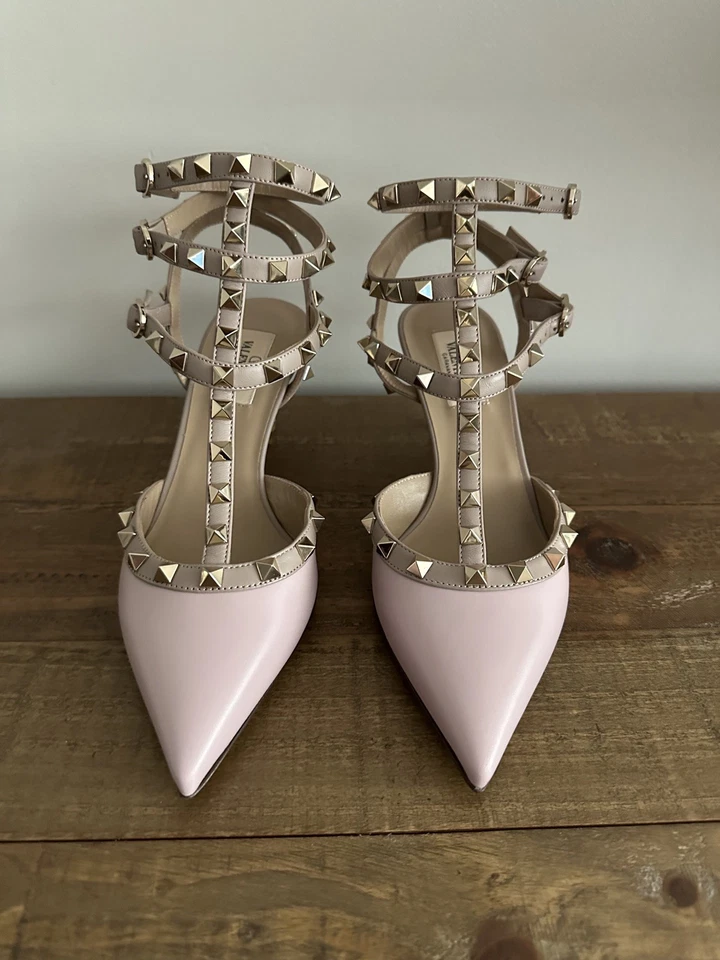Zapatos de salón Valentino Rockstud enjaulados, marca talla 38 Foto 3 de 4