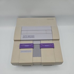Super Nintendo NES W/ Controllers & Wires. TESTED