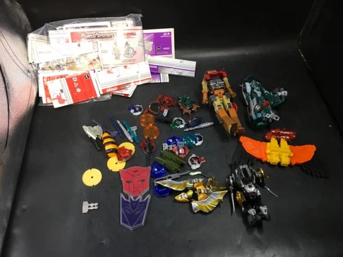 VTG Lot of G1 Transformers Action Figures and Manuals Predacon Divebomb Wrek-Gar