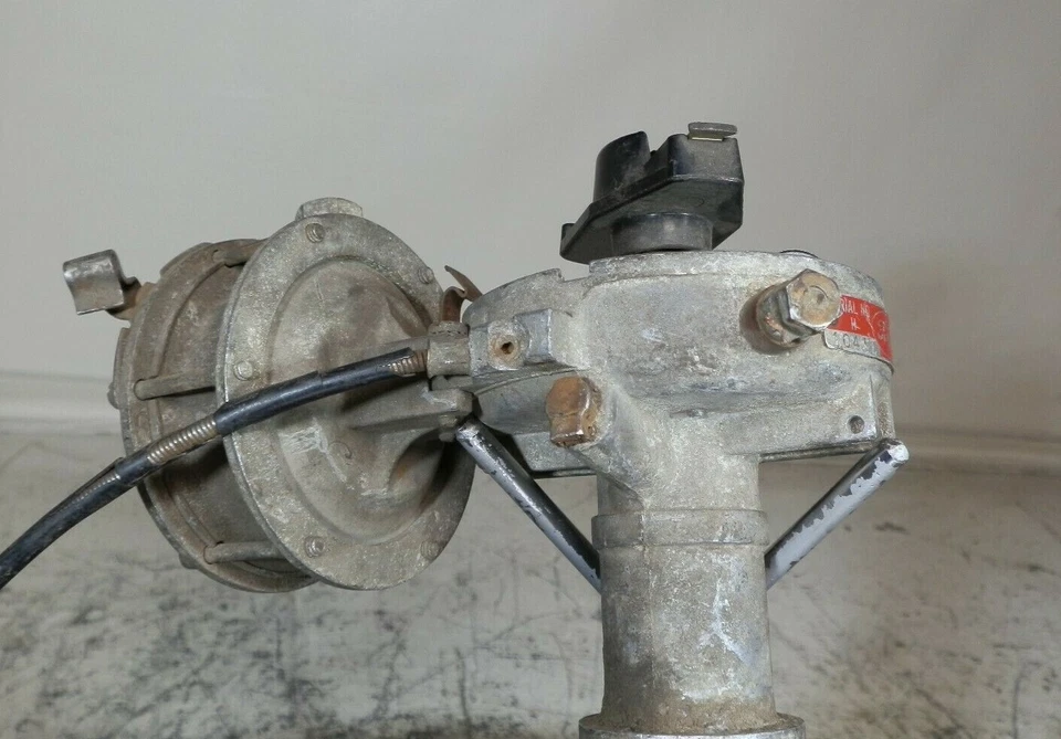 Lincoln Capri & Cosmopolitan 1953 distribuidor FoMoCo 5,2 L - #FAF12127A Foto 3 de 4