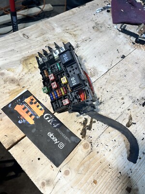11-14 VW Jetta Golf Mk6 Fuse Relay Box 2.5 Engine Electrical 5C0937819 OEM
