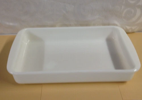 Vintage Pyrex Baking Dish Ovenware White Opal #232 - 12" x 7" - Very Nice!