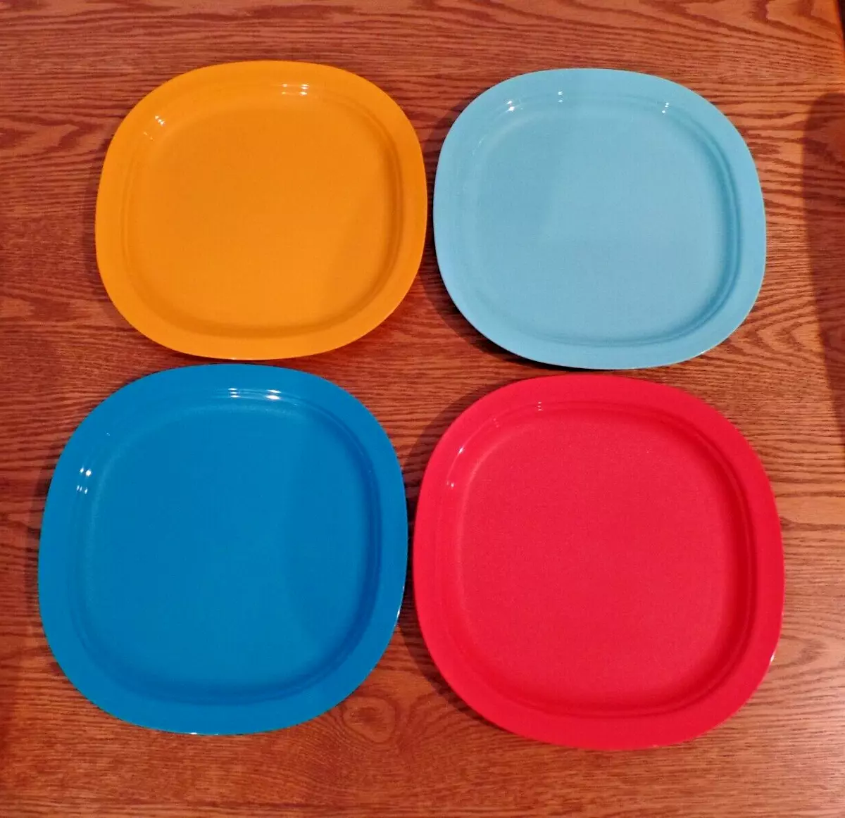 Microwave Reheatable Luncheon Plates