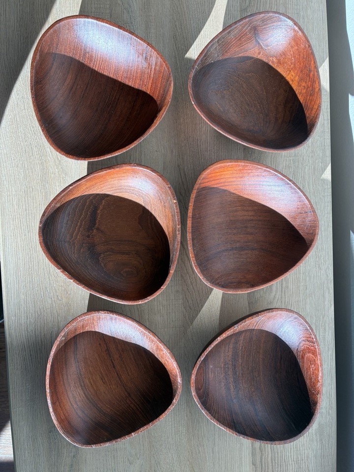 VTG Midcentury Modern Teak Wood Salad Bowls Set of 6  Triangular Guitar Pick MCM