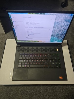 Alienware M16 R1 AMD Laptop, Ryzen 9 7845HX, 16GB RAM, 1TB NVMe.  1 Jahr Garantie