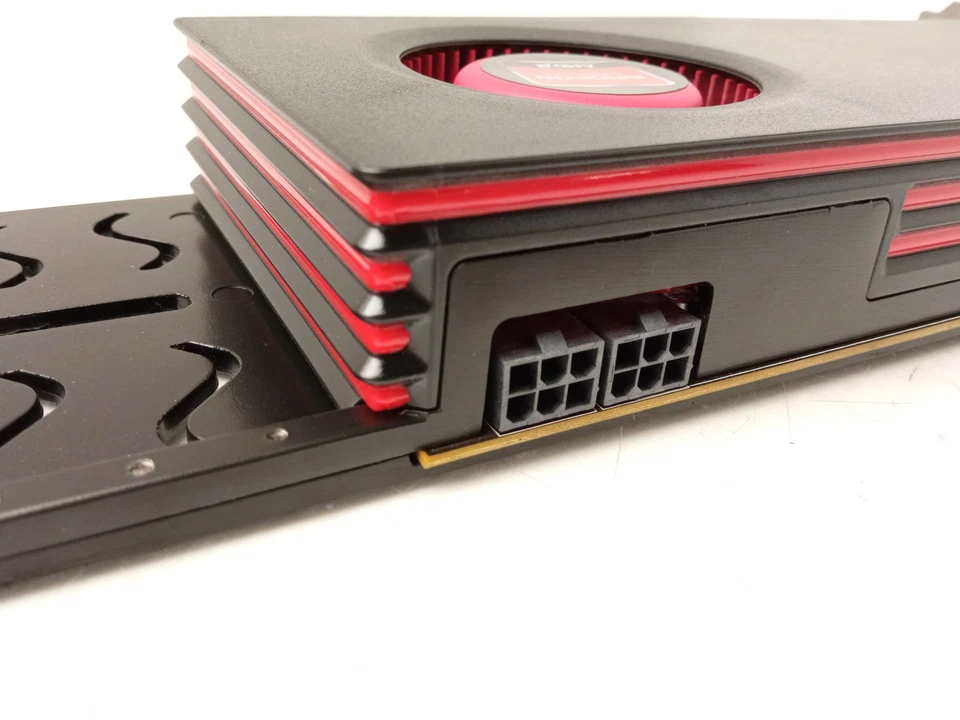 Dell AMD Radeon HD 6870 1GB DDR5 PCIe Video Graphics Card 0Y9XH7 Y9XH7 - Image 3 of 4